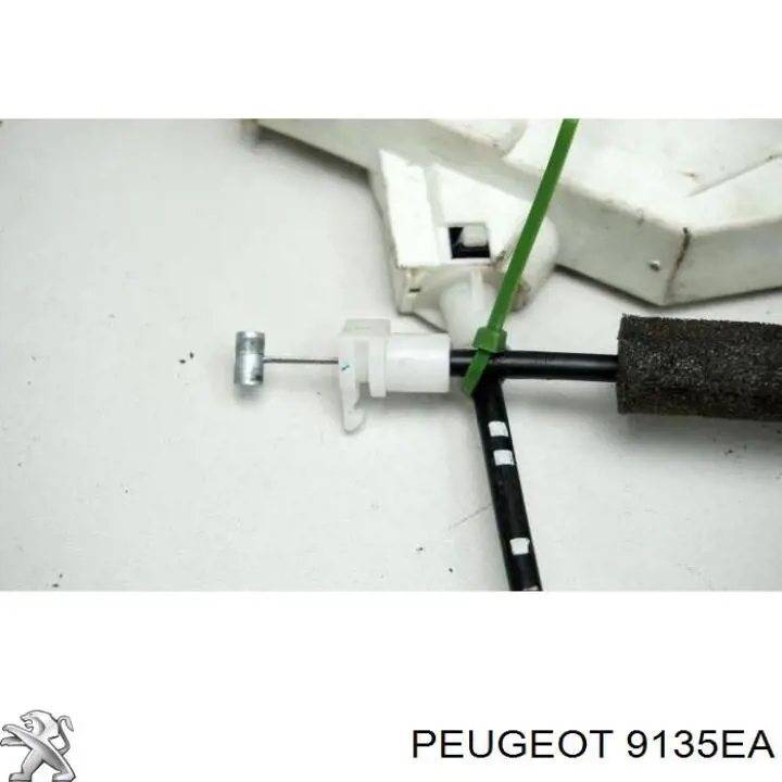 Zamek drzwi przednich prawych Peugeot Partner Tepee minivan (2008 - 2018) cena, od 69,93 USD