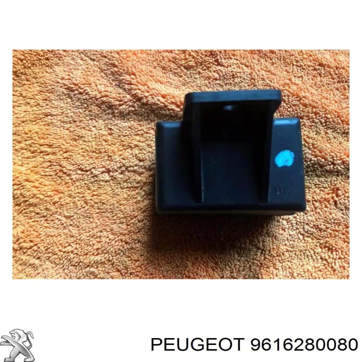 Przekaźnik świec żarowych Peugeot/Citroen 9616280080 cena, od 39,16 USD