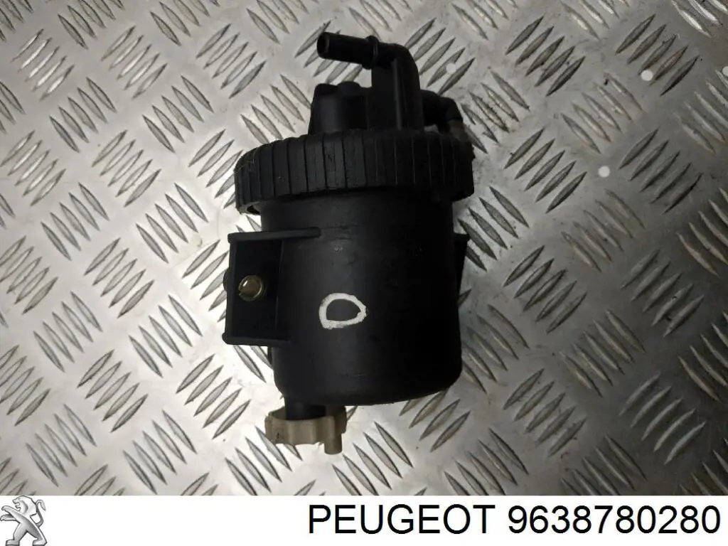 Obudowa filtra paliwa Peugeot/Citroen 9638780280 cena, od 38,07 USD