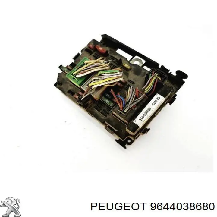 9644038680 Peugeot/Citroen Skrzynka bezpieczników