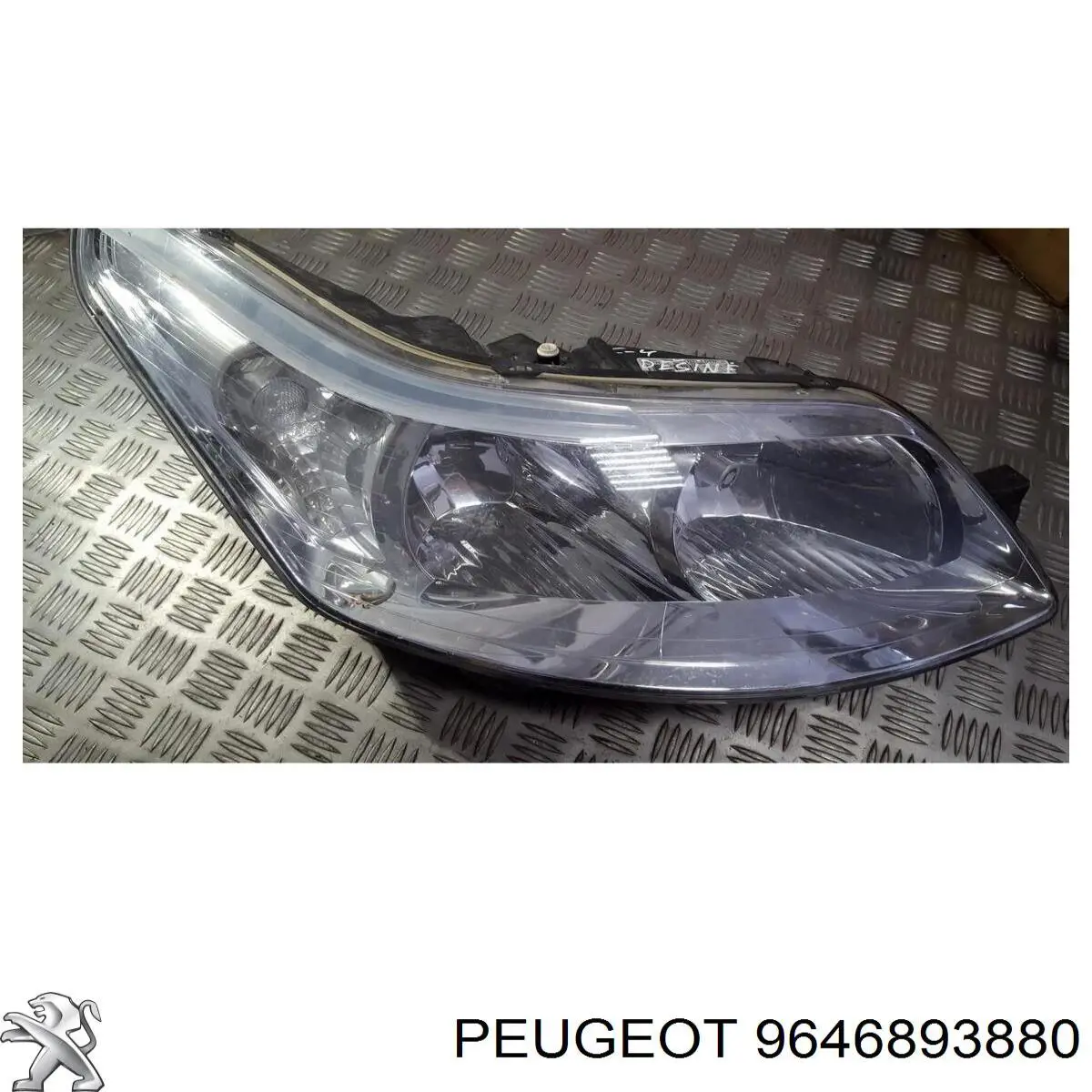9646893880 Peugeot/Citroen Reflektor prawy