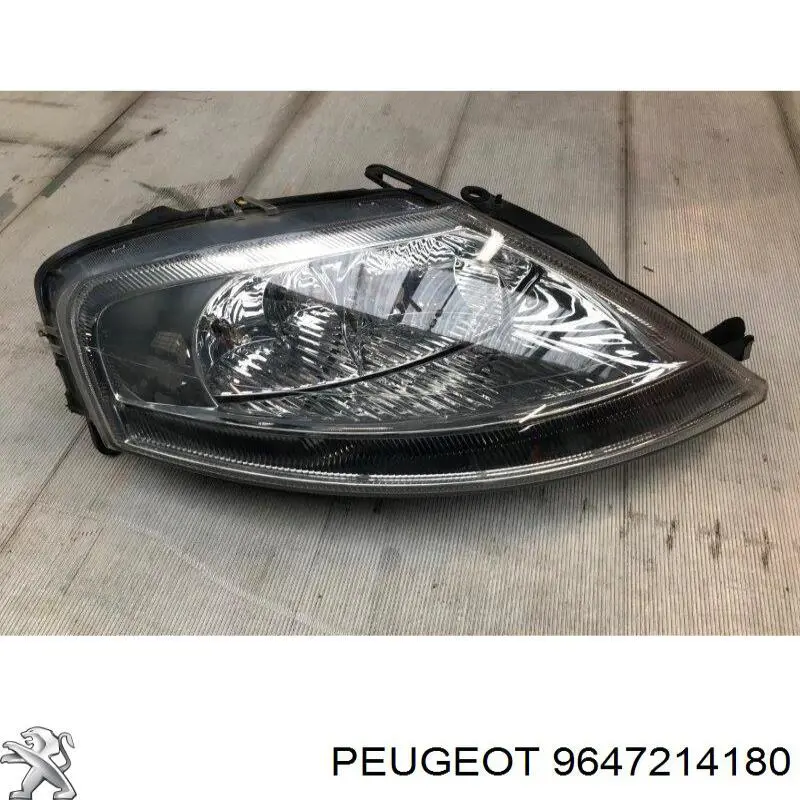 Reflektor prawy Citroen C3 I hatchback (FC) (2002 - 2009) cena, od 130,48 USD