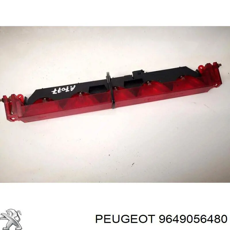 Do koszyka Lampa stop tylna dodatkowa Peugeot 407  6D