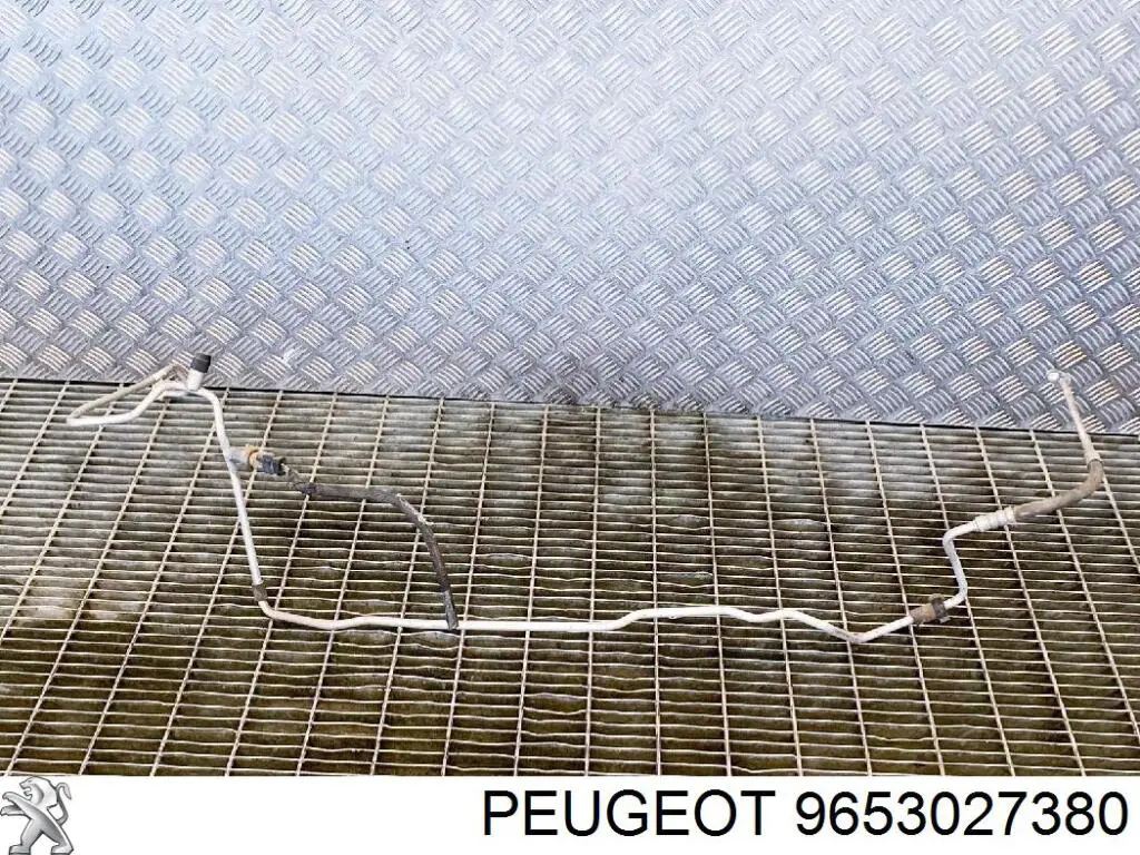 Czujnik ciśnienia bezwzględnego klimatyzacji Peugeot/Citroen 9833078680