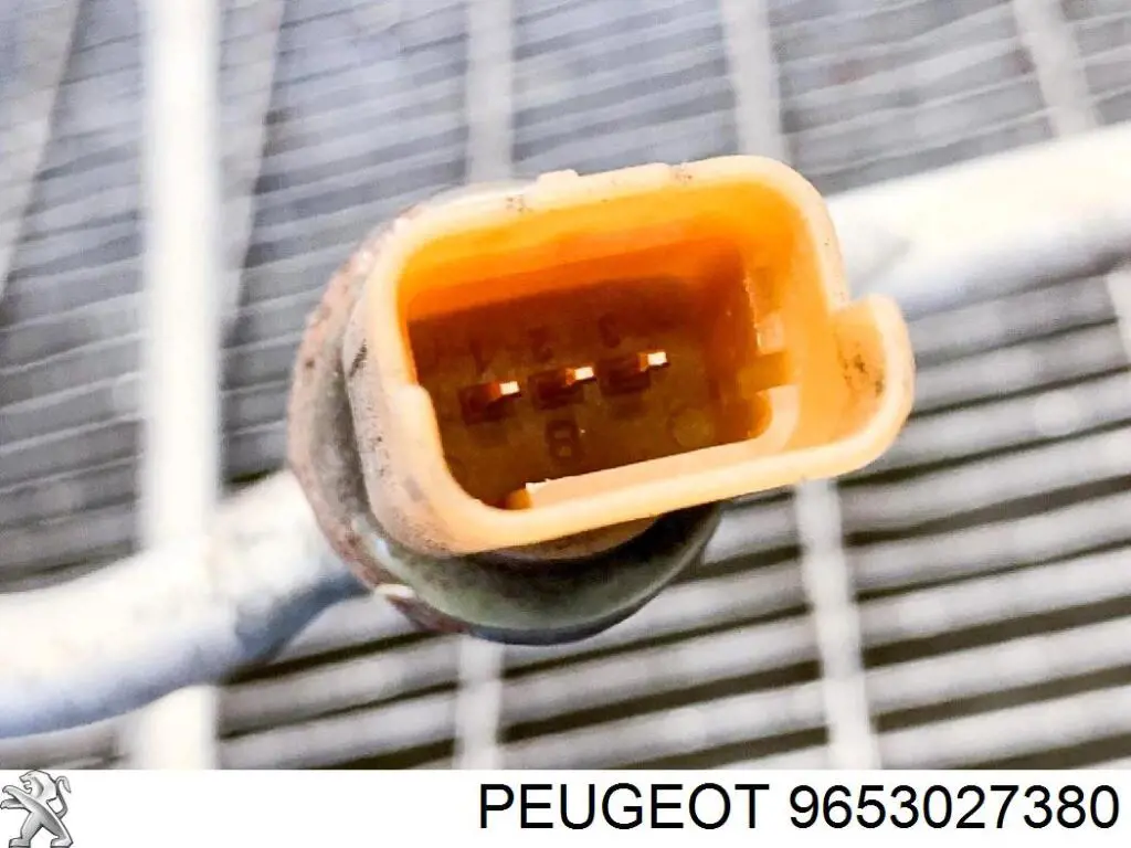Czujnik ciśnienia bezwzględnego klimatyzacji 9833078680 Peugeot/Citroen