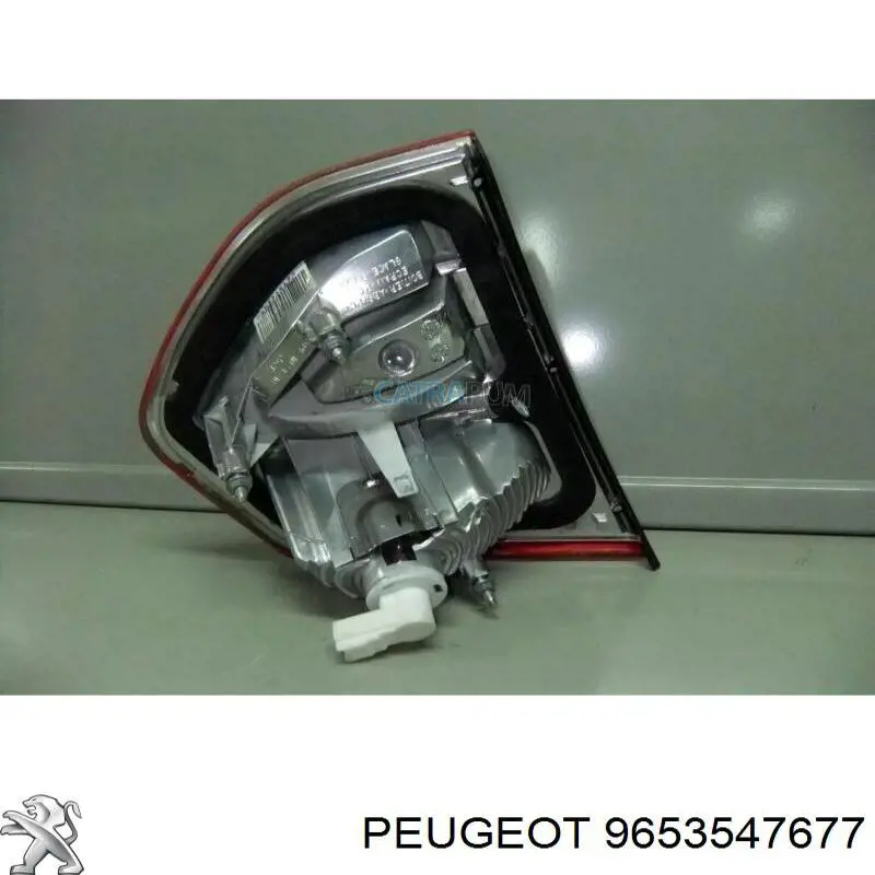 Do koszyka 9653547677 Peugeot/Citroen Lampa zespolona tylna prawa wewnętrzna