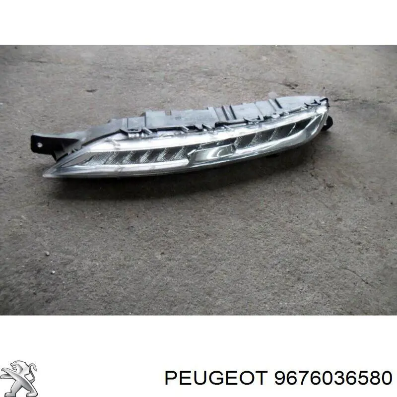 9676036580 Peugeot/Citroen Reflektor do jazdy dziennej lewy