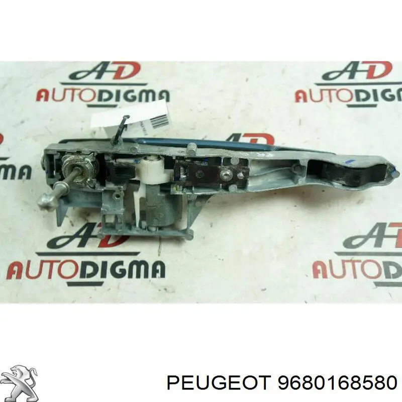 Pałąk zewnętrznej klamki drzwi przednich prawej Peugeot/Citroen 9680168580 cena, od 30,65 USD