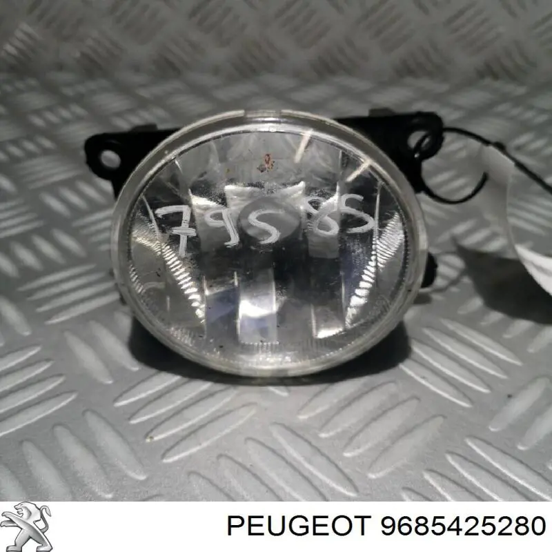 Do koszyka 9685425280 Peugeot/Citroen Lampa przeciwmgielna lewa/prawa