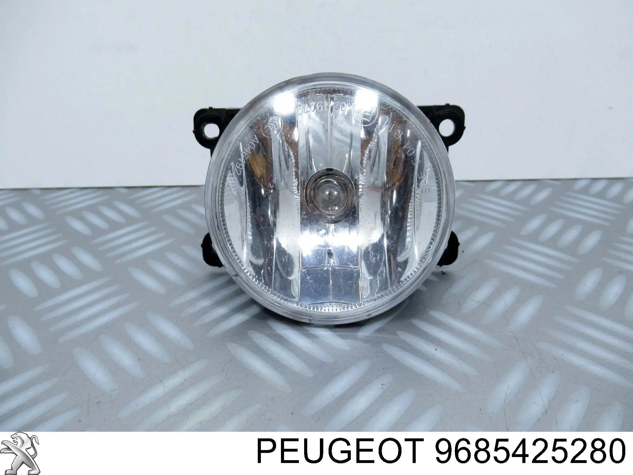 9685425280 Peugeot/Citroen Lampa przeciwmgielna lewa/prawa