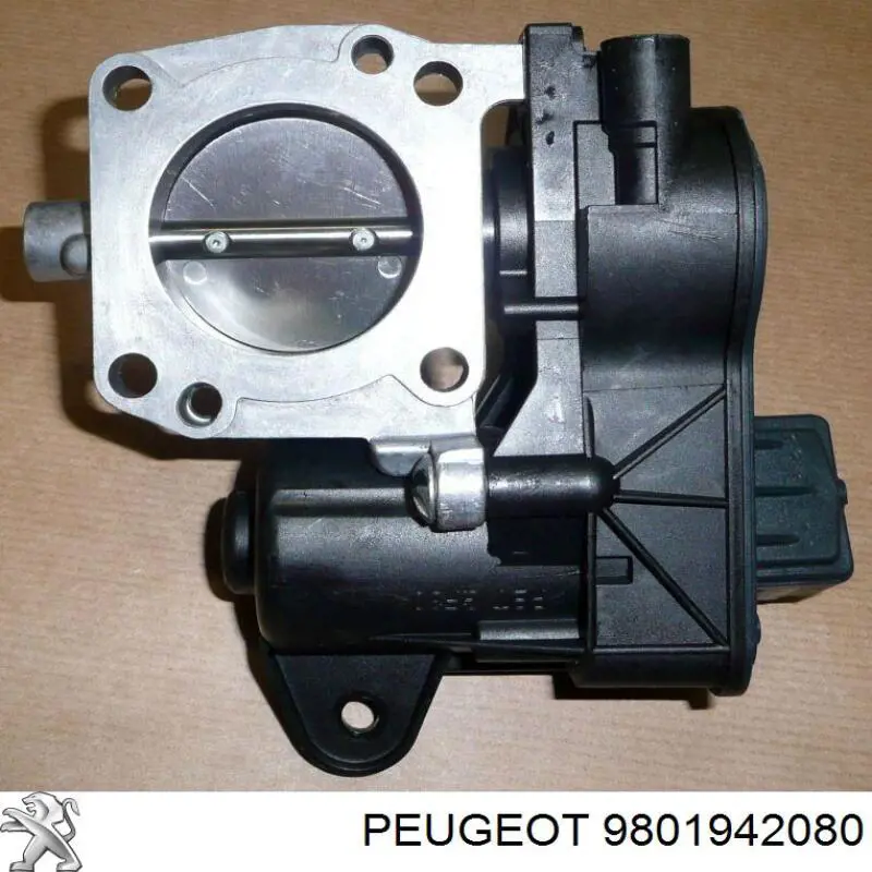 Do koszyka 40GTE4P Magneti Marelli Przepustnica, komplet