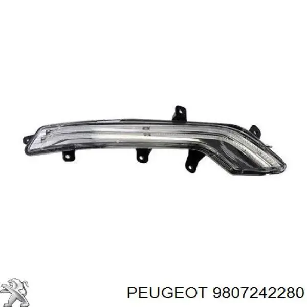 Reflektor do jazdy dziennej prawy TYC 120401002 cena, od 285,40 USD