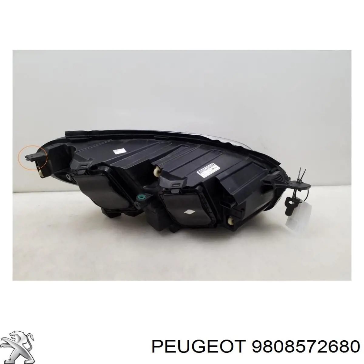 Reflektor lewy Peugeot/Citroen 9808572680 cena, od 321,78 USD