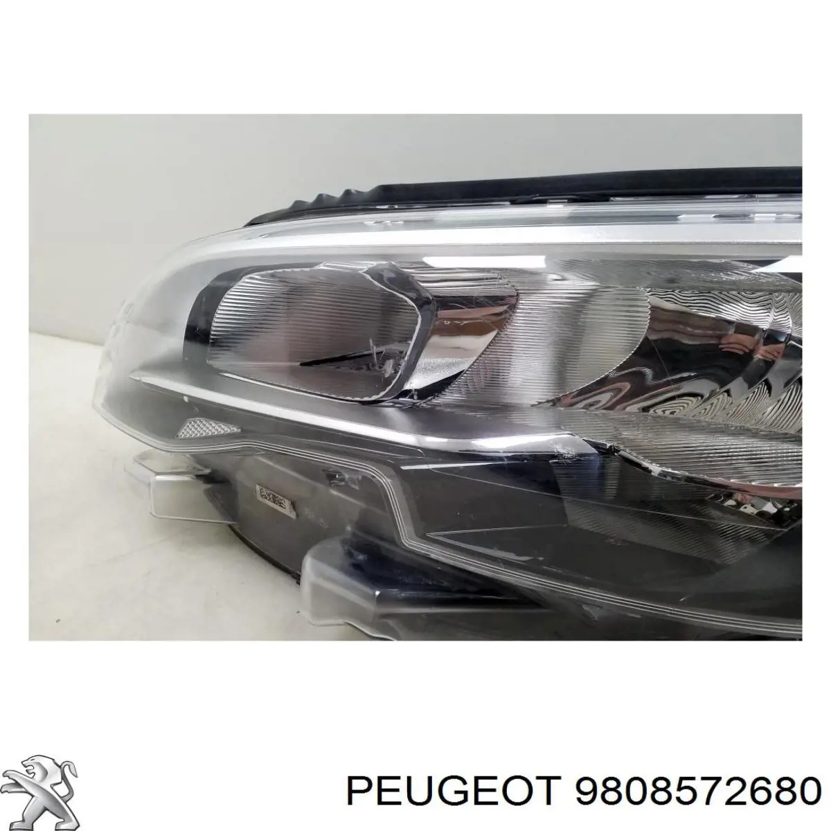 9808572680 Peugeot/Citroen Reflektor lewy