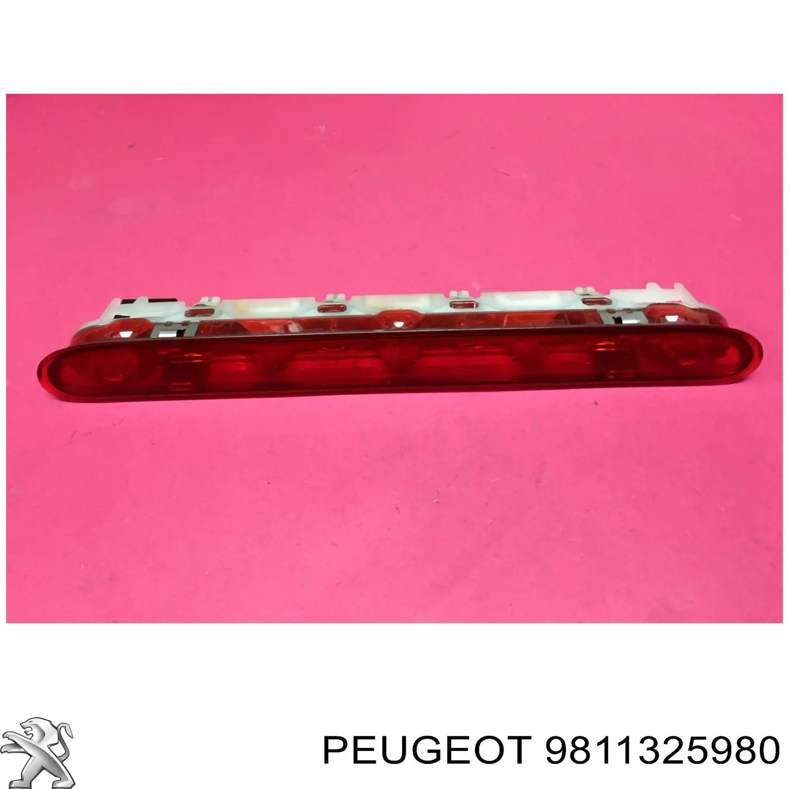 Lampa stop tylna dodatkowa Peugeot/Citroen 9811325980 cena, od 71,51 USD