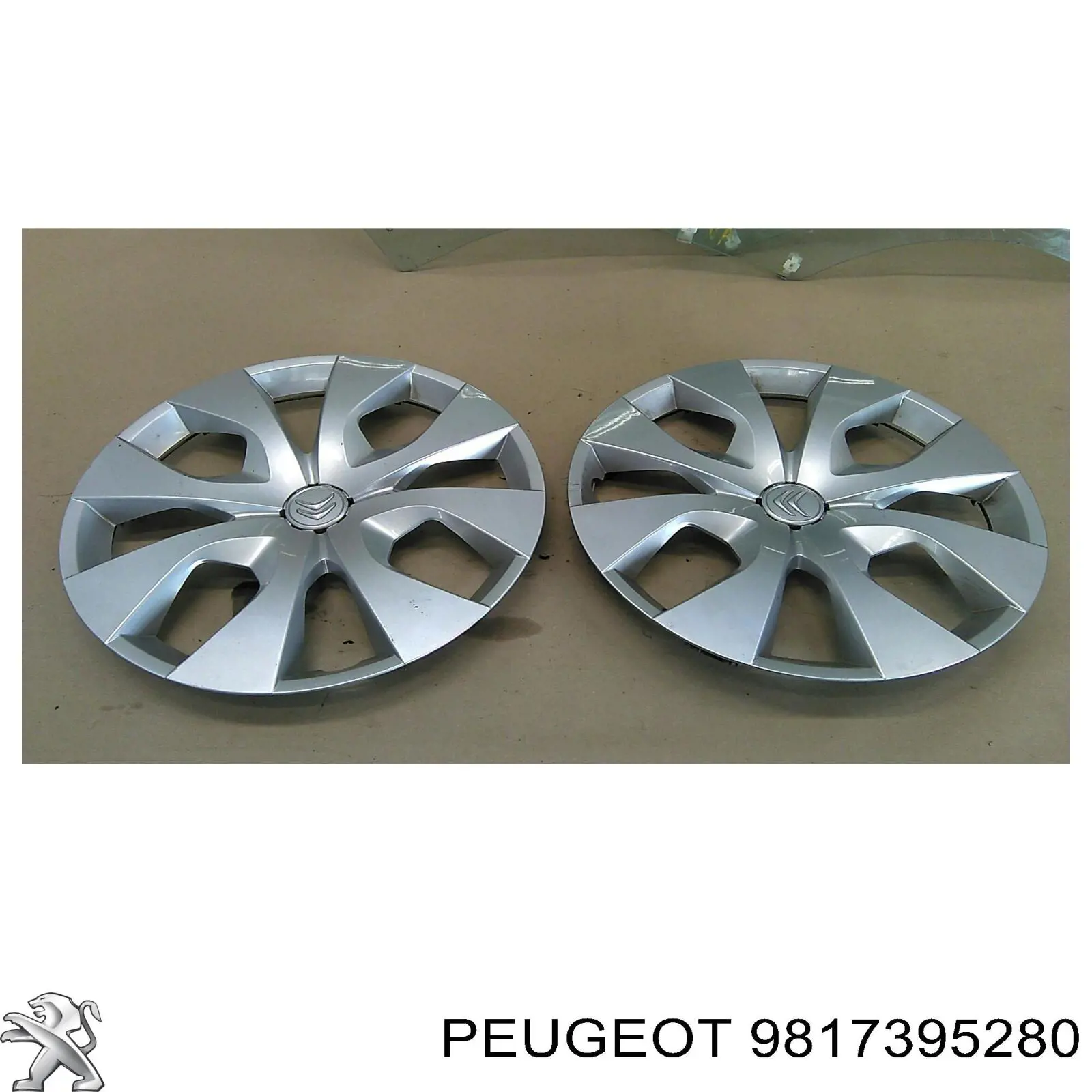 Nadkole błotnika przedniego lewe 9817395280 Peugeot/Citroen