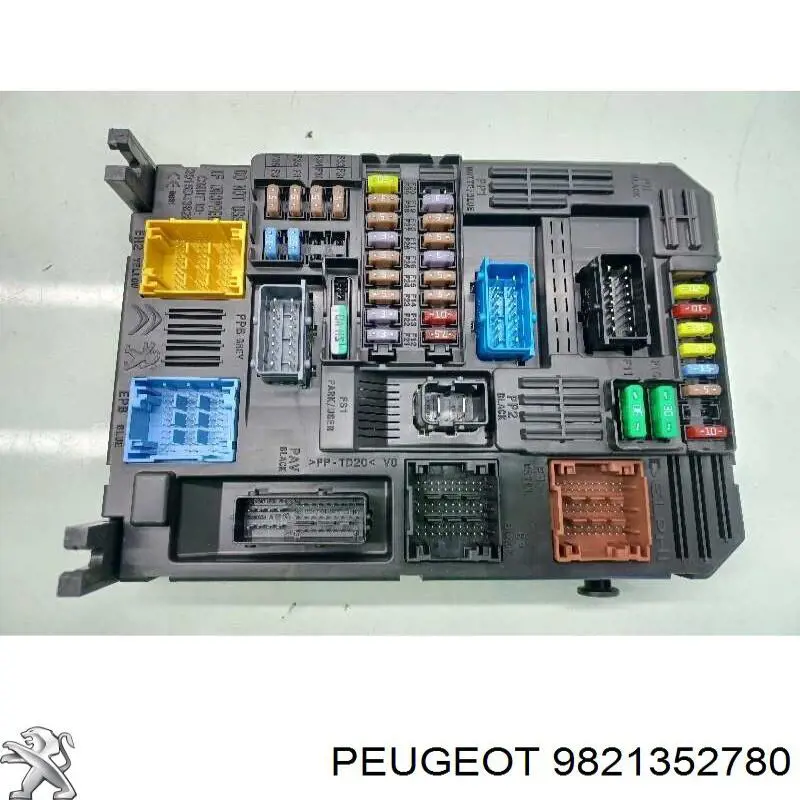 Do koszyka 0959923V VAN Wezel Lampa zespolona tylna lewa wewnętrzna