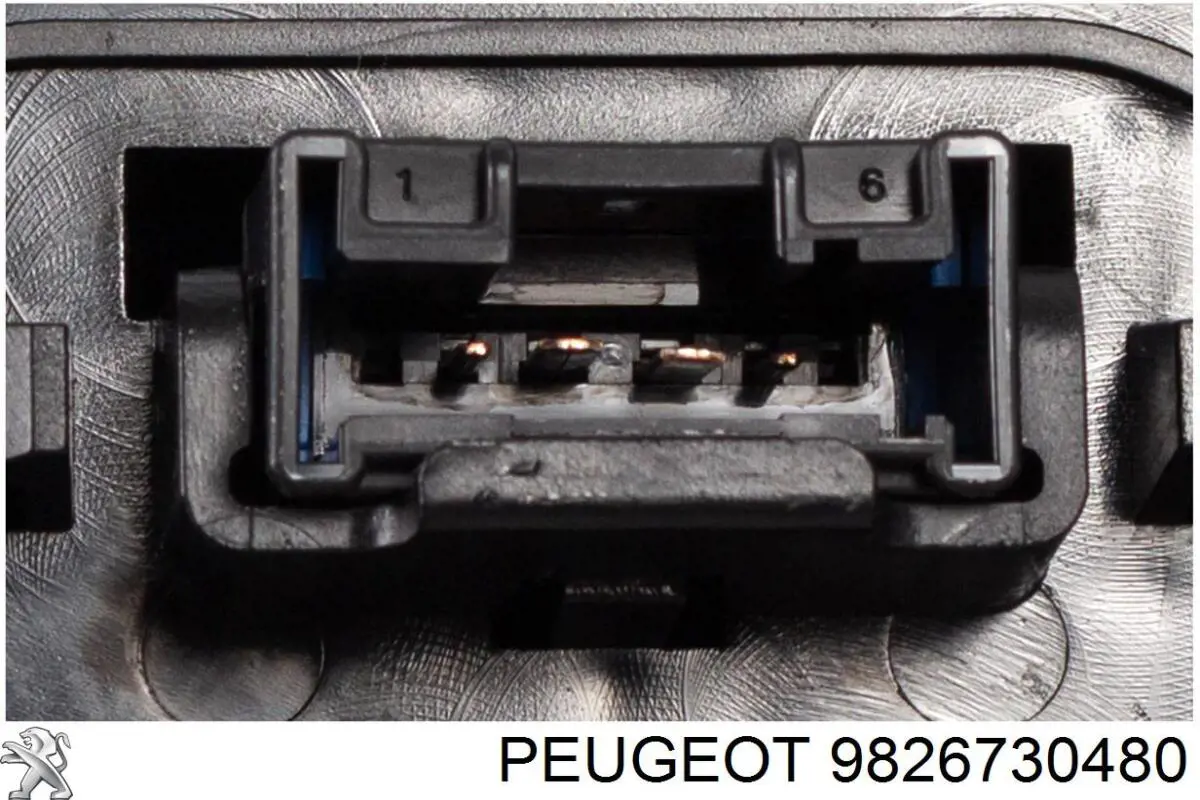 Lampa zespolona tylna lewa zewnętrzna 9826730480 Peugeot/Citroen