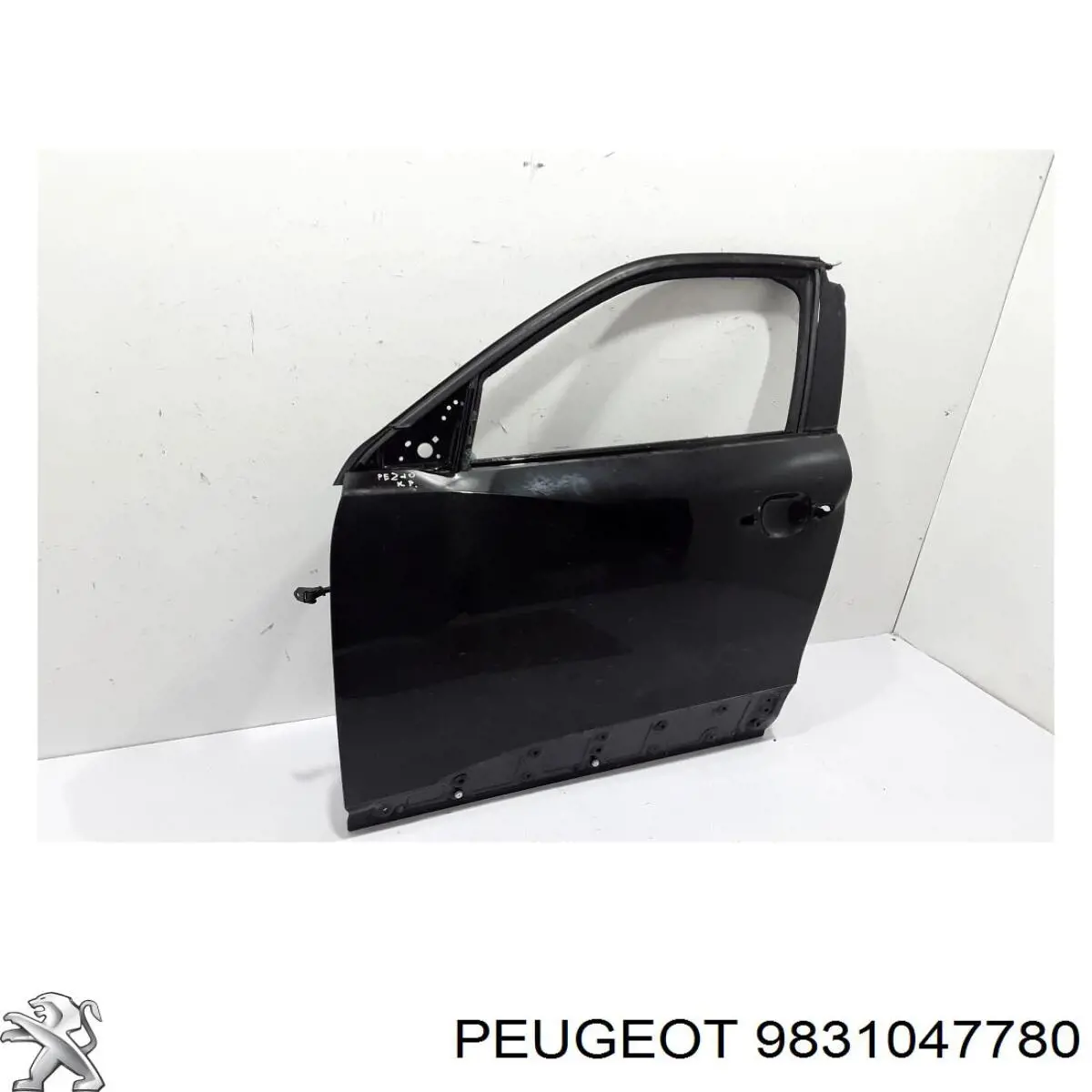 Drzwi przednie lewe Peugeot/Citroen 9831047780