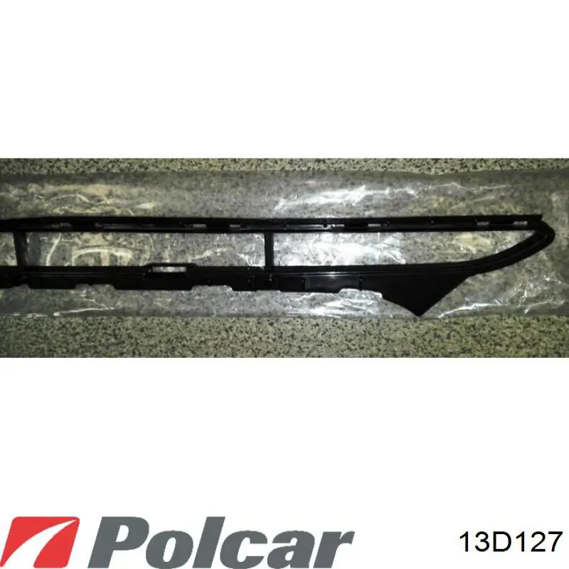 13D127 Polcar Kratka zderzaka przedniego środkowa