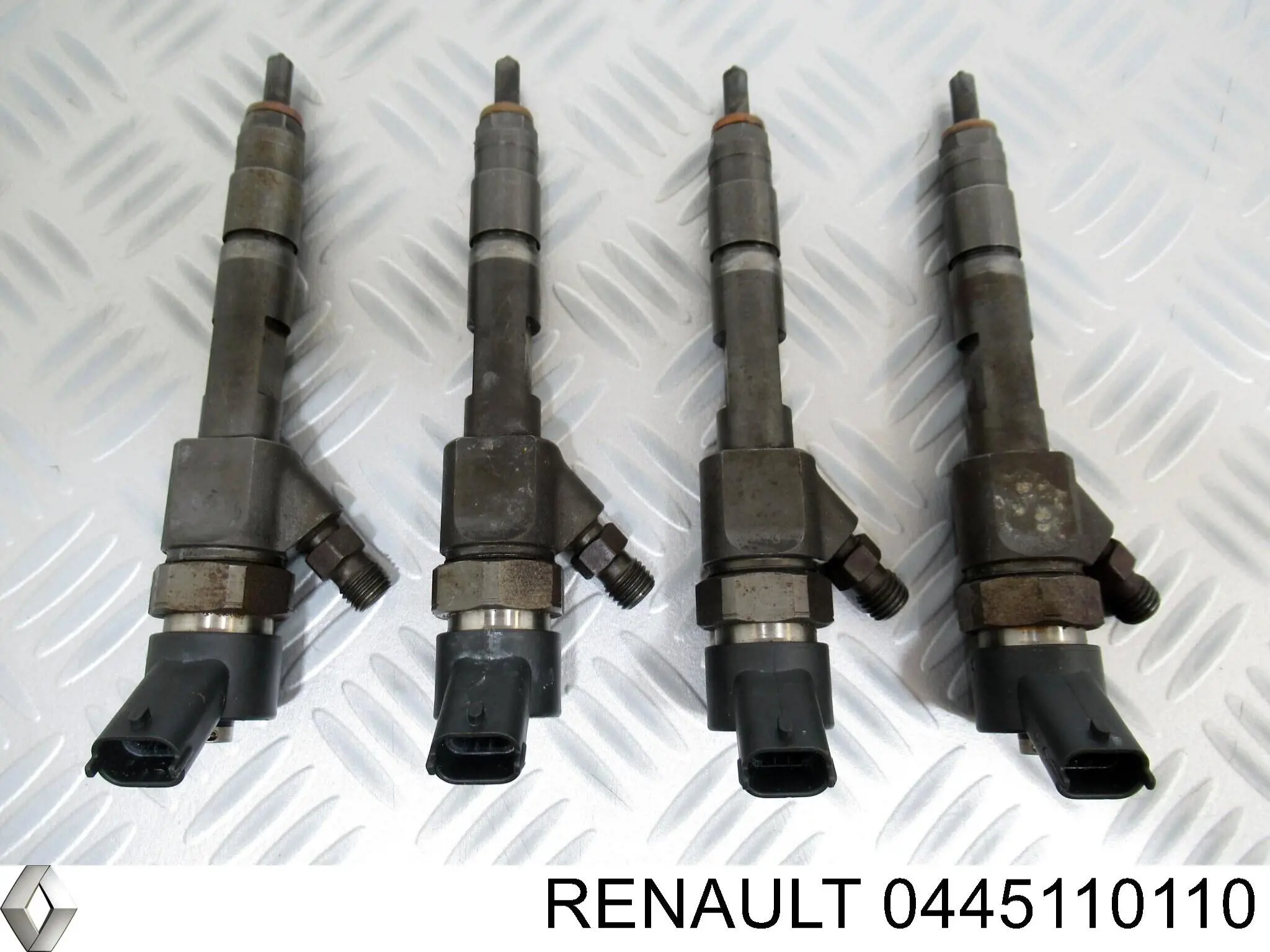 Wtryskiwacz paliwa 0445110110 Renault (RVI)