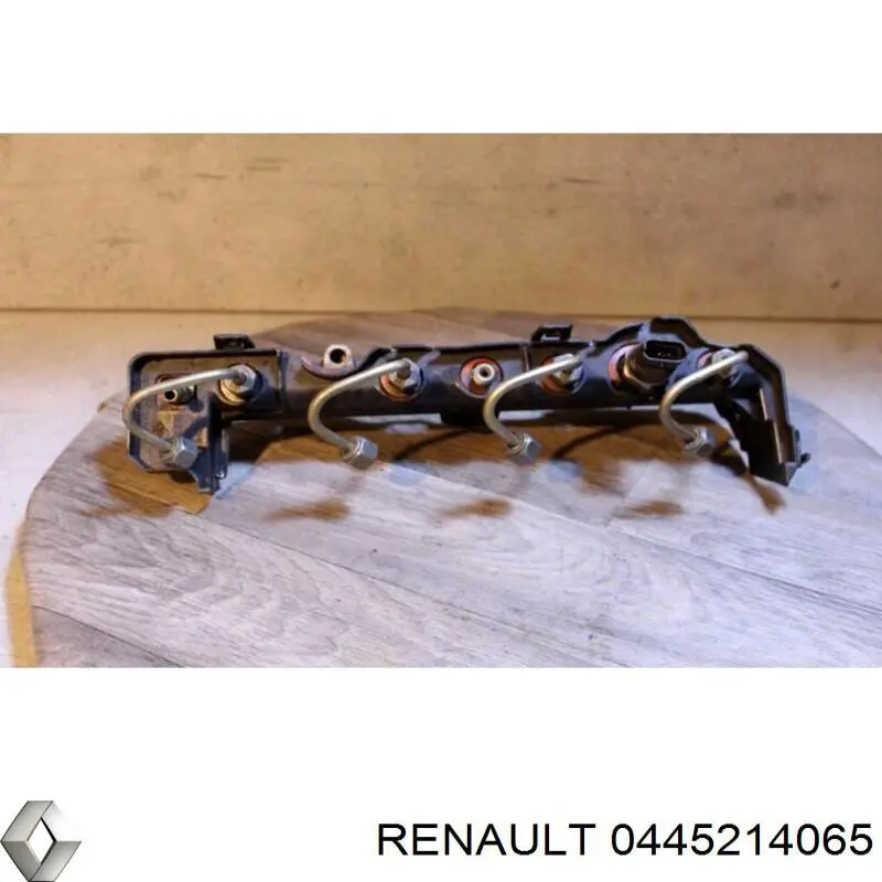 Rozdzielacz paliwa Nissan/Infiniti 8200330912