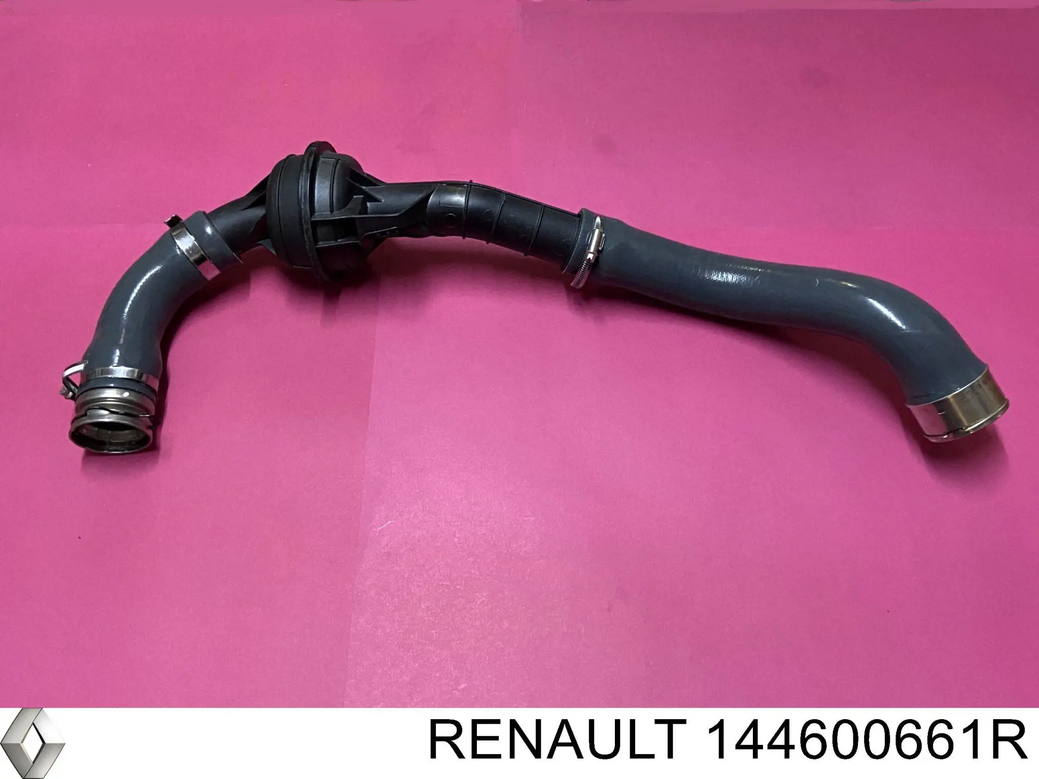 Przewód (króciec) intercoolera Ford 2584513 cena, od 35,34 USD