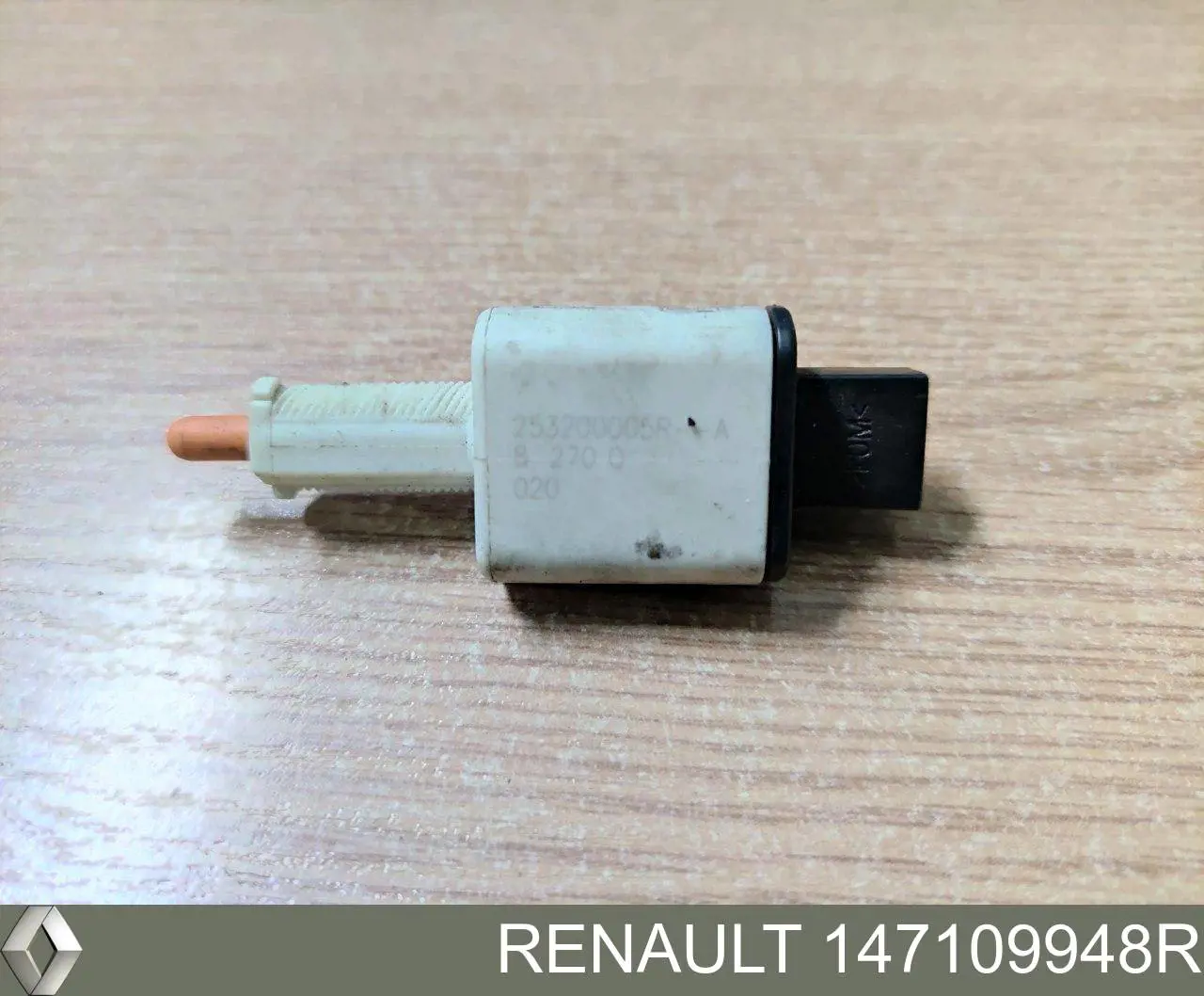 Zawór recyrkulacji spalin EGR Renault (RVI) 147109948R cena, od 209,86 USD
