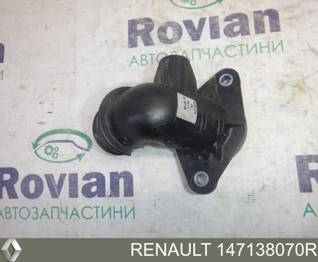 147138070R Renault (RVI) Króciec układu recyrkulacji spalin