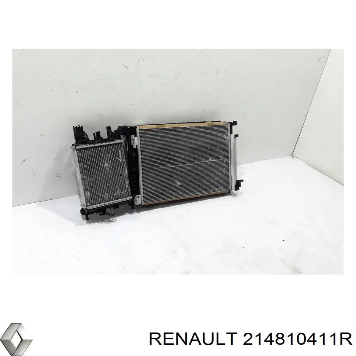 214810411R Renault (RVI) Dyfuzor chłodnicy, w komplecie z silnikiem i wirnikiem