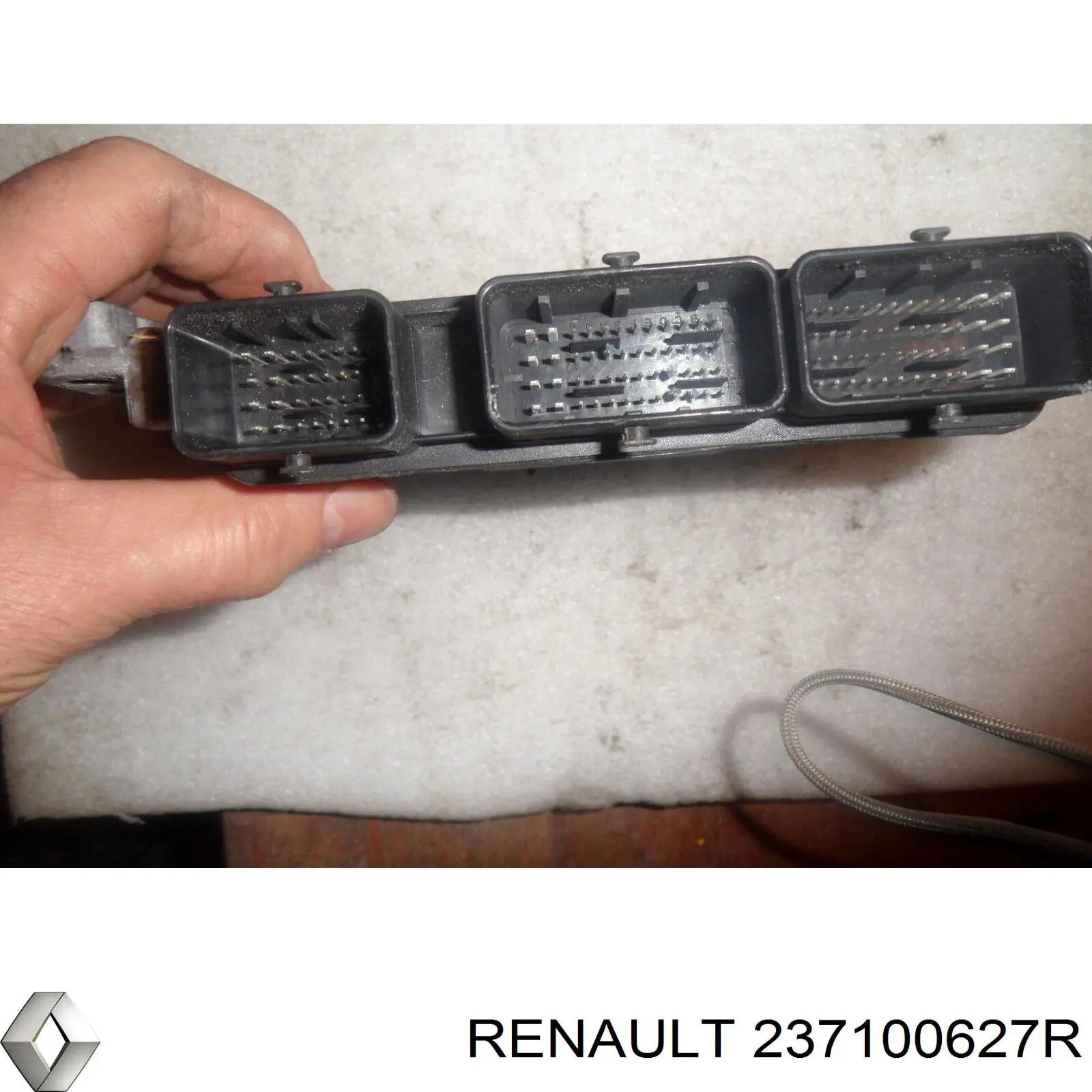 Do koszyka 237101588R Renault (RVI) Sterownik silnika