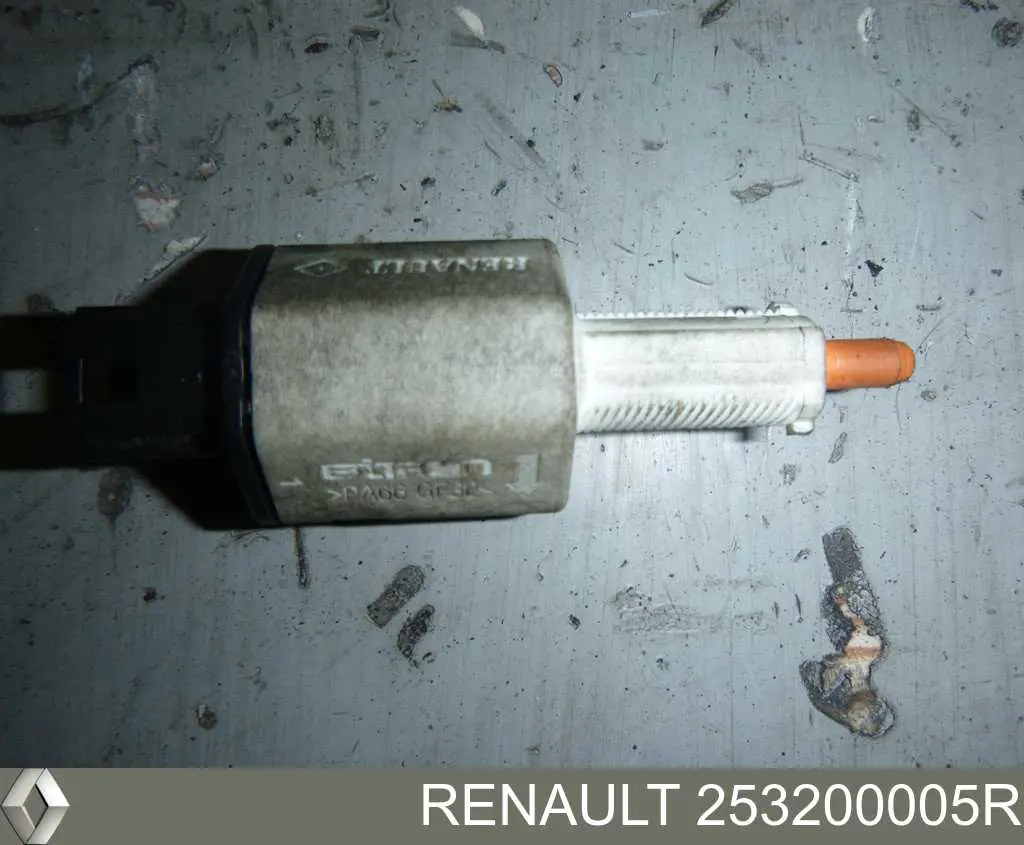 Czujnik włącznika świała stop Renault (RVI) 253200005R cena, od 25,64 USD