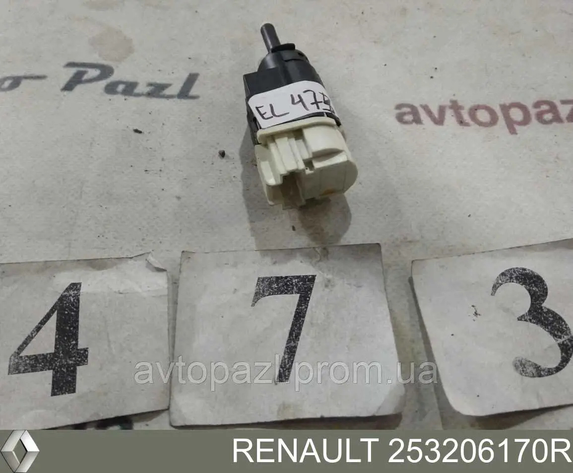 Czujnik włącznika świała stop Renault (RVI) 253206170R cena, od 20,68 USD
