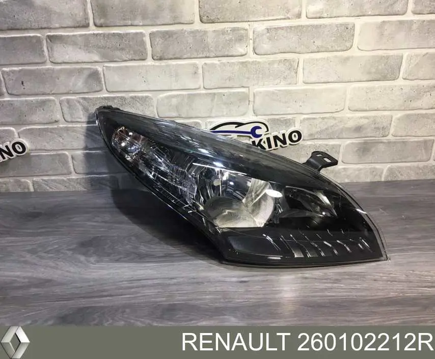260102212R Renault (RVI) Reflektor prawy