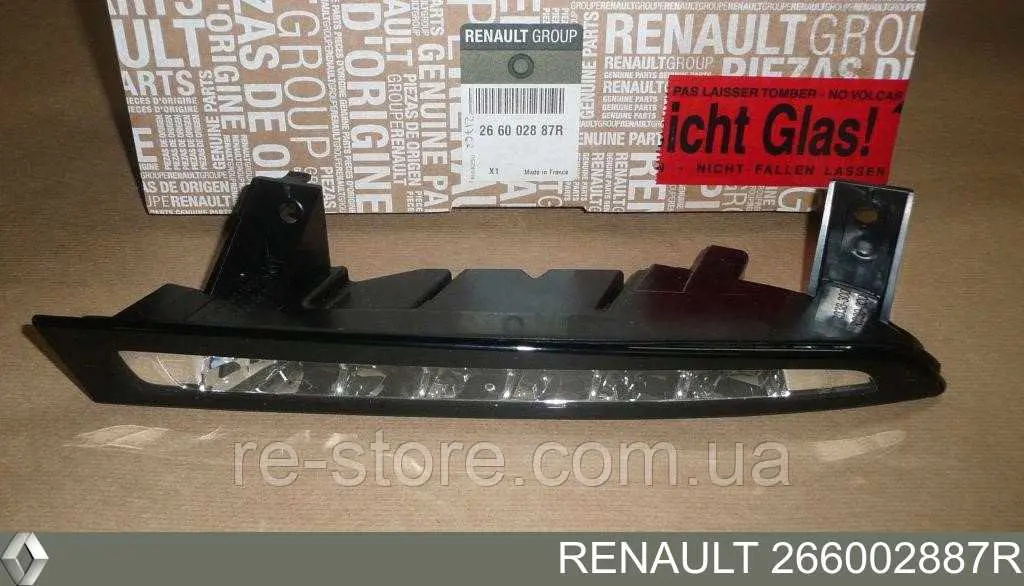 Do koszyka 266002887R Renault (RVI) Reflektor do jazdy dziennej prawy