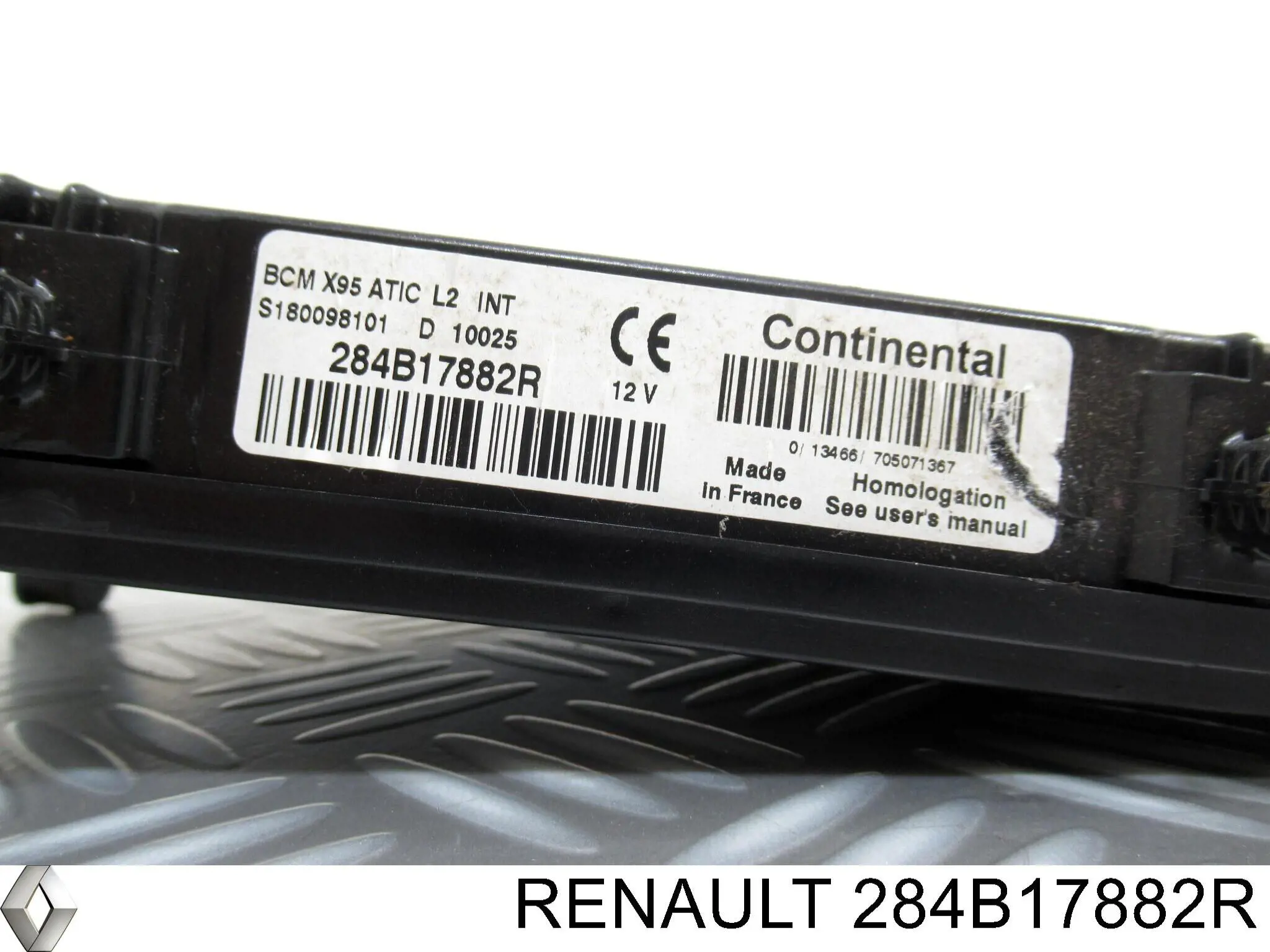 Do koszyka 284B17882R Renault (RVI) Skrzynka bezpieczników