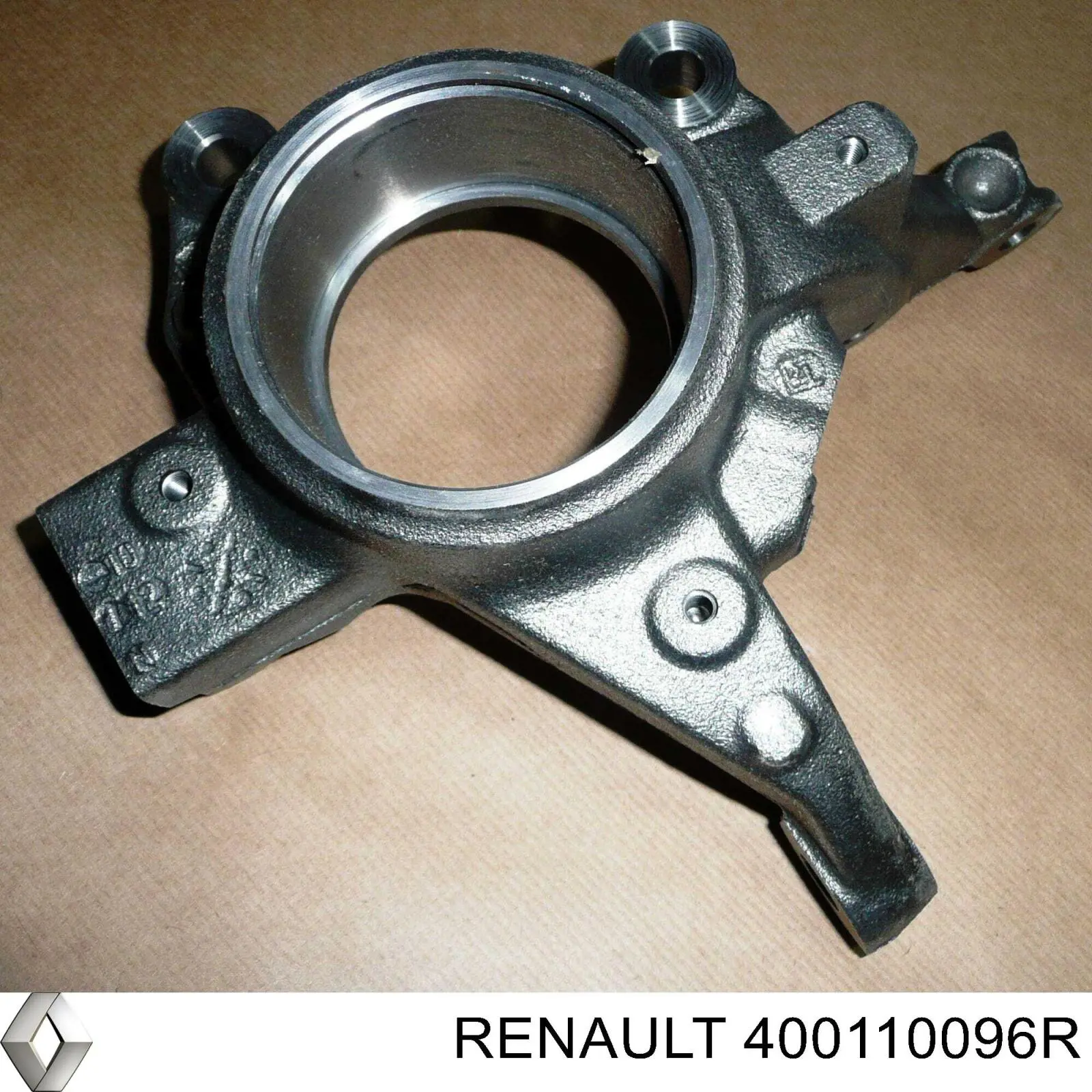 Czop (zwrotnica) przedni prawy Renault (RVI) 400110096R cena, od 111,74 USD