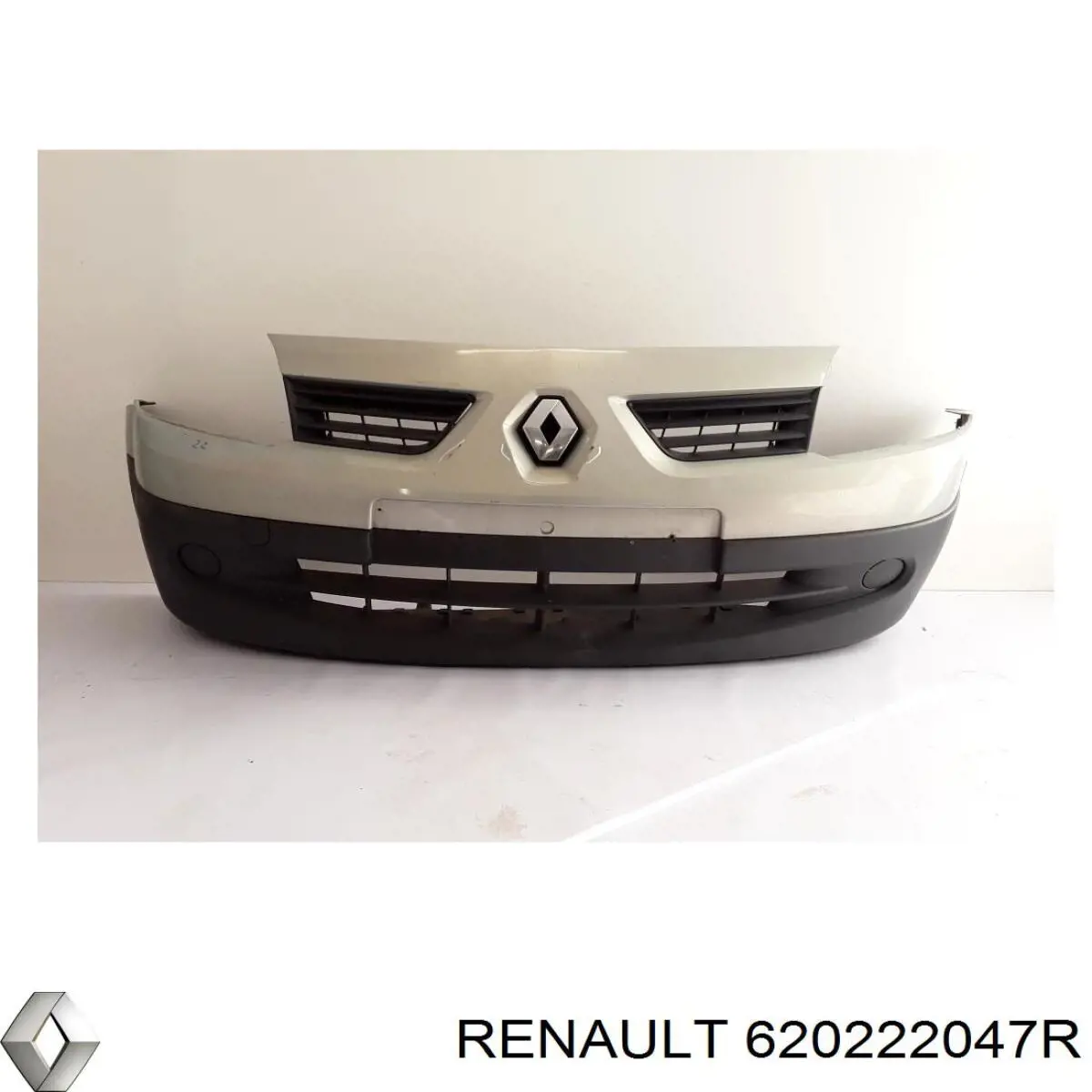 Do koszyka 620222047R Renault (RVI) Zderzak przedni