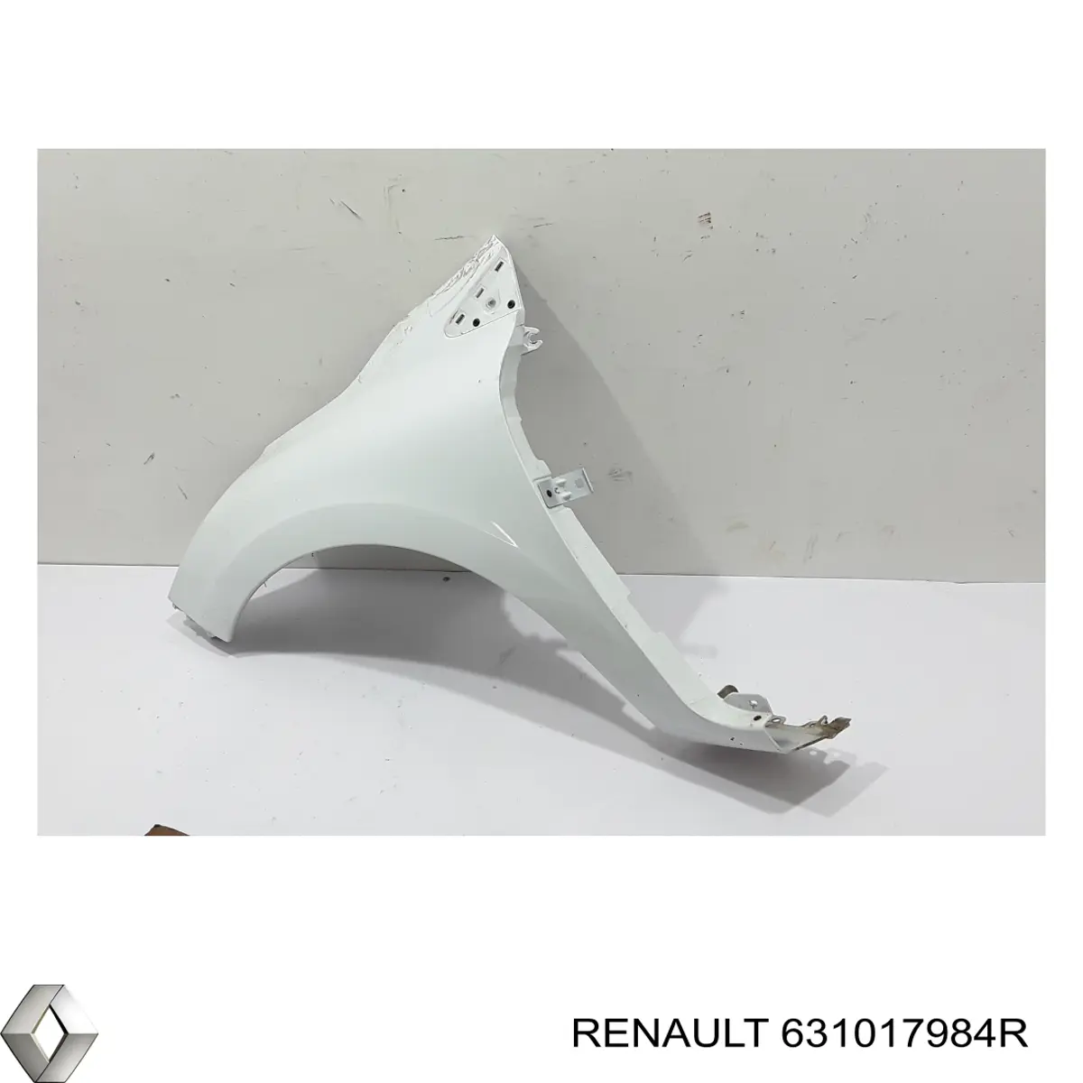 631017984R Renault (RVI) Błotnik przedni lewy