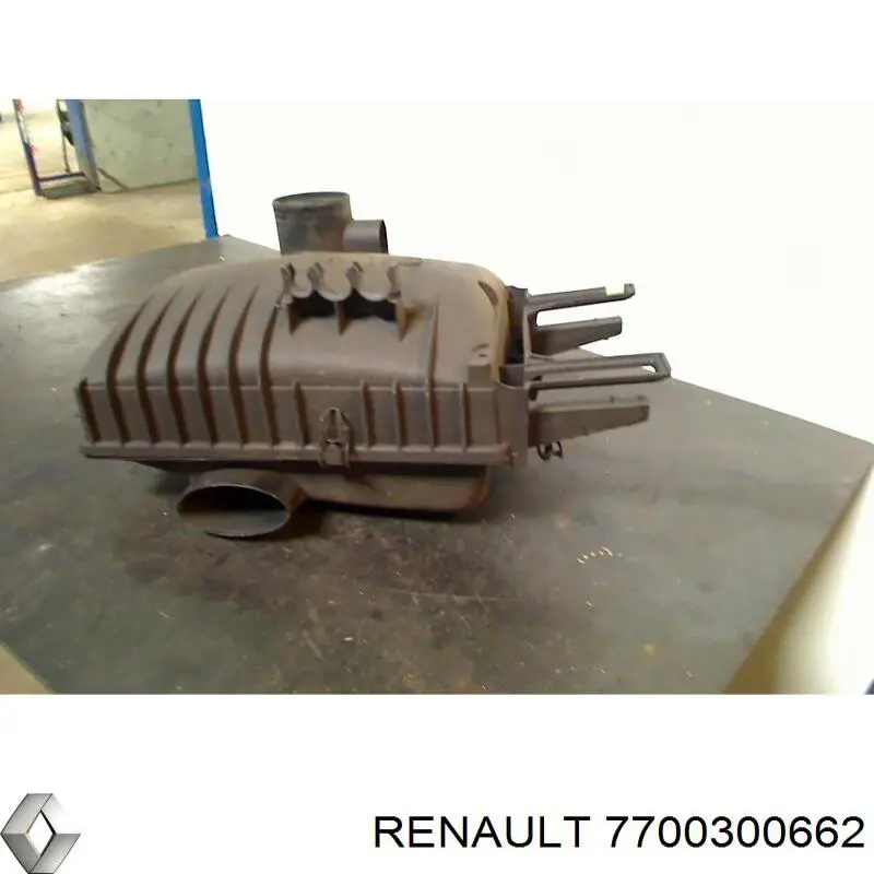  Obudowa filtra powietrza Renault Master 2
