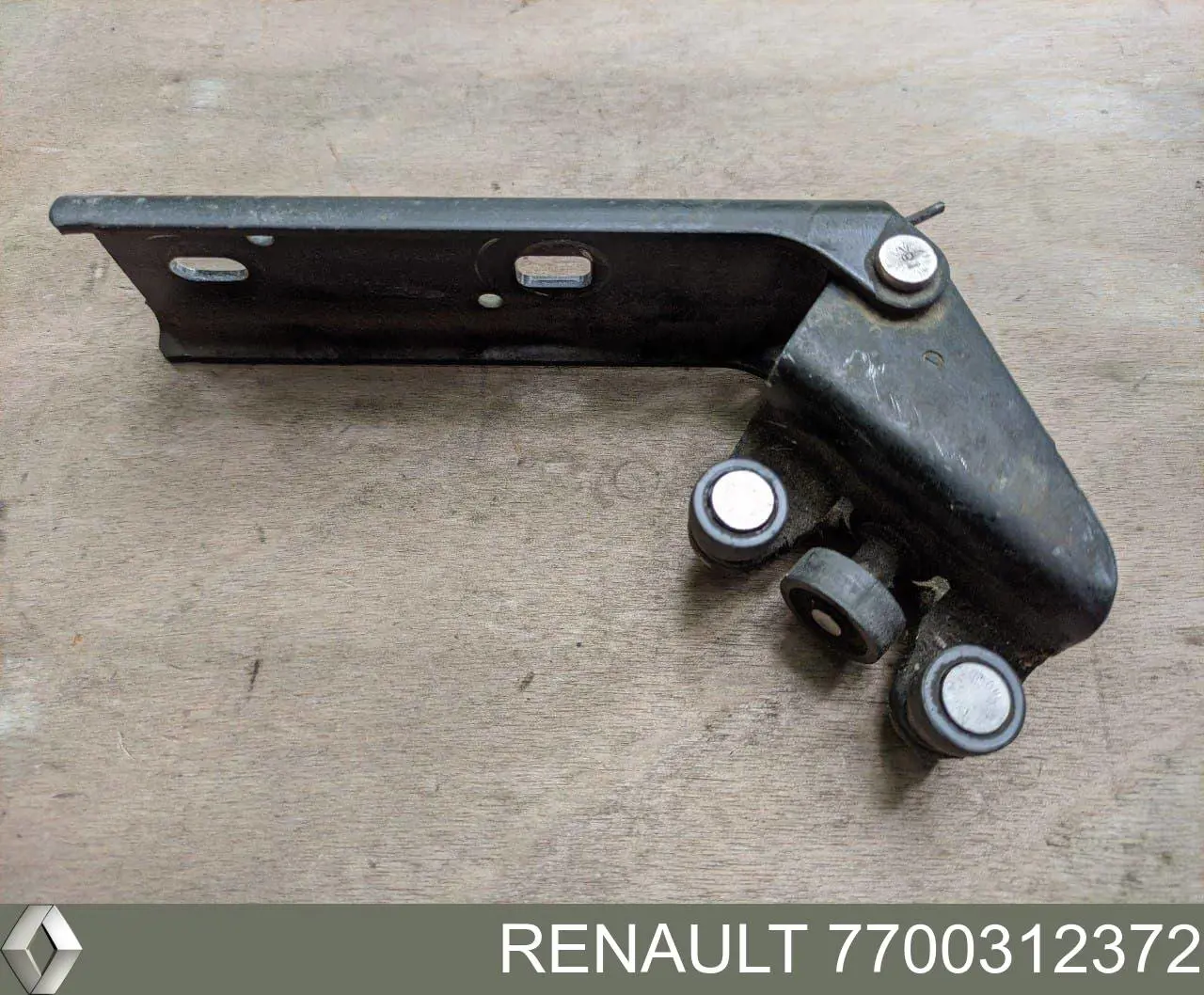 Rolka drzwi bocznych (przesuwnych) prawa środkowa Renault (RVI) 7700312372 cena, od 20,20 USD