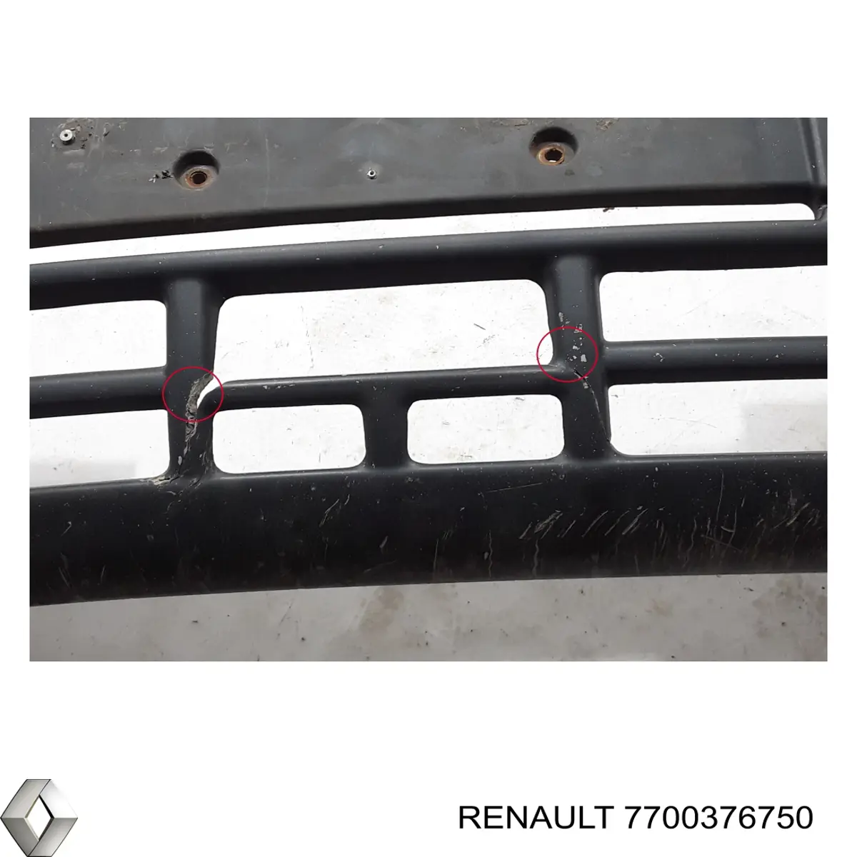 Do koszyka 7700376750 Renault (RVI) Zderzak przedni