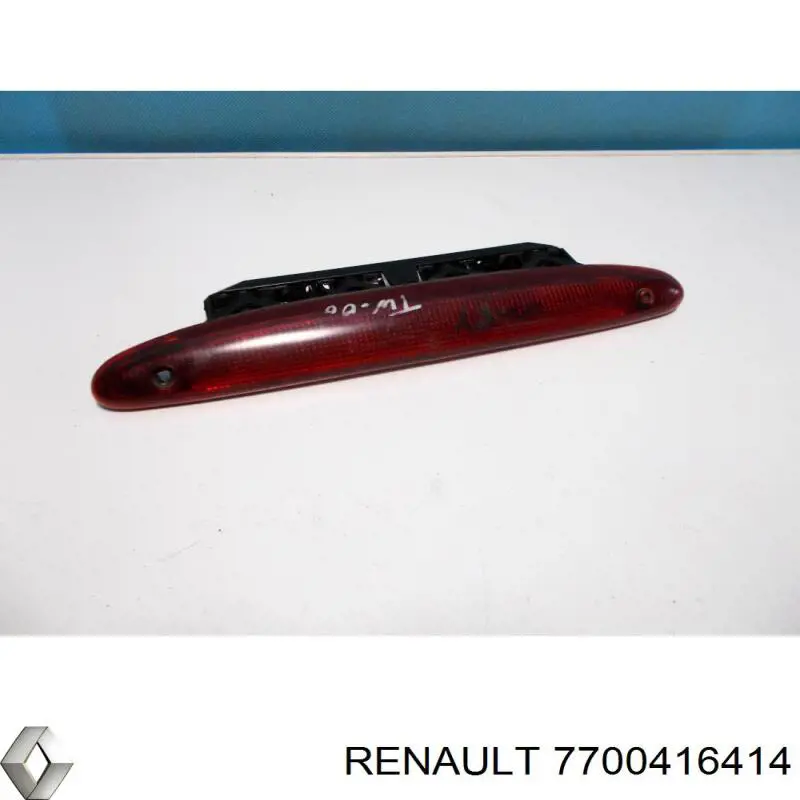 Do koszyka Lampa stop tylna dodatkowa Renault Twingo I C06