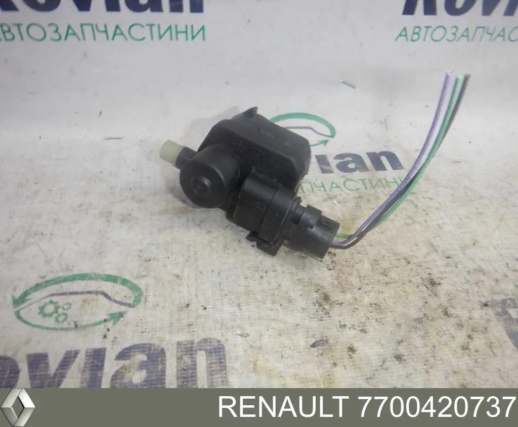 Korektor swiatel Renault (RVI) 7700420737