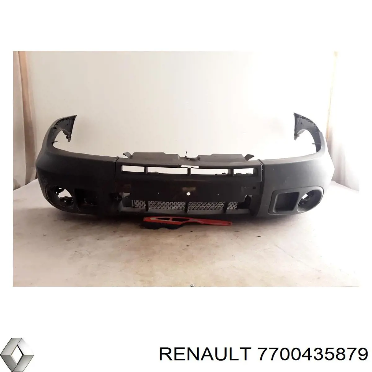 Zderzak przedni Renault (RVI) 7700435879 cena, od 137,91 USD