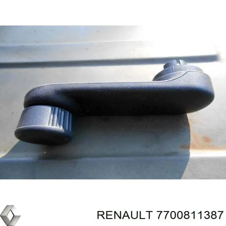 7700811387 Renault (RVI) Rączka podnoszenia szyby drzwi tylnych
