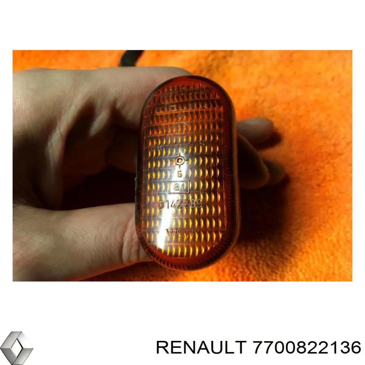 Powtarzacz kierunkowskazu na błotniku Renault (RVI) 7700822136 cena, od 5,85 USD