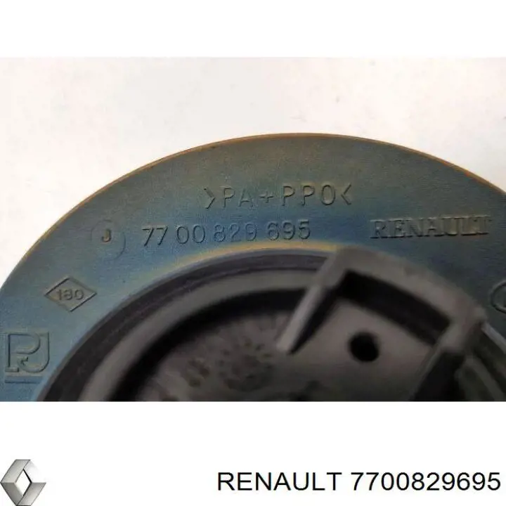  Korek wlewu paliwa Renault Clio 1