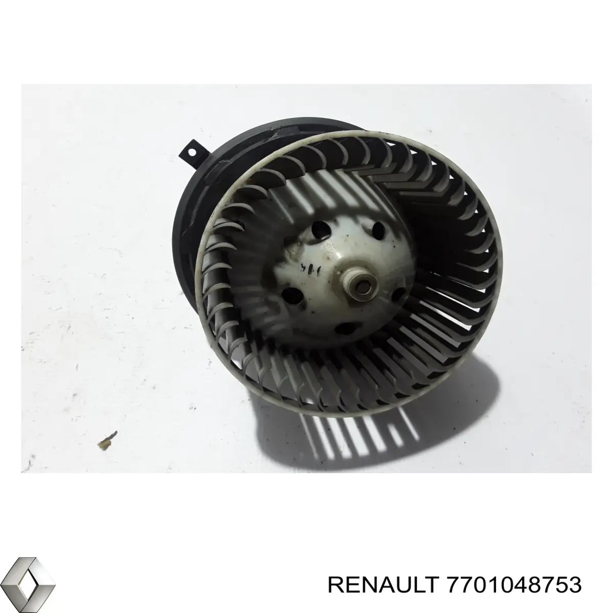Silniczek wentylatora nagrzewnicy (ogrzewacza wnętrza) Renault (RVI) 7701048753 cena, od 83,43 USD