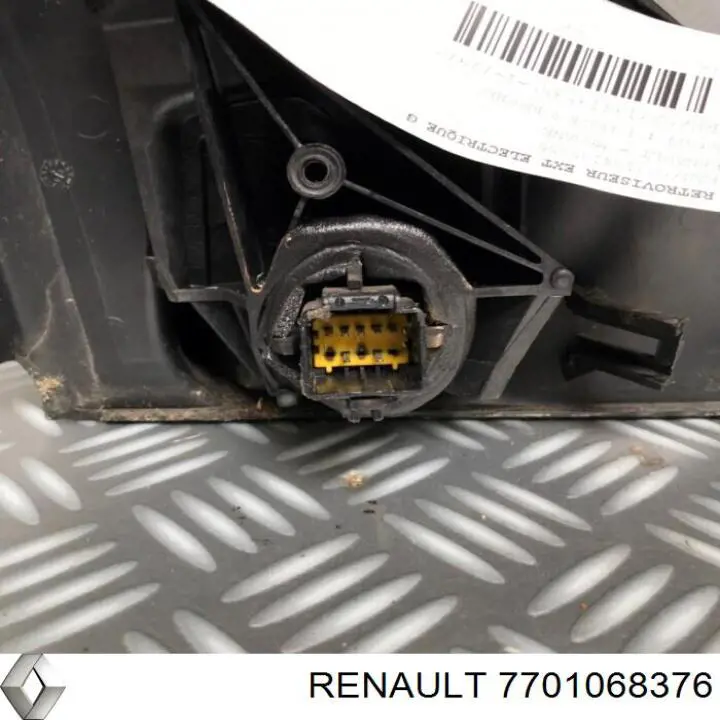 Lusterko wsteczne lewe Renault (RVI) 7701068376 cena, od 64,70 USD